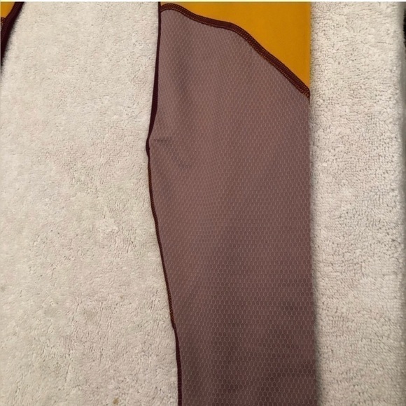 Hoka Hupana Performance Tights Workout Exercise Leggings Purple Yellow Small - Picture 12 of 16